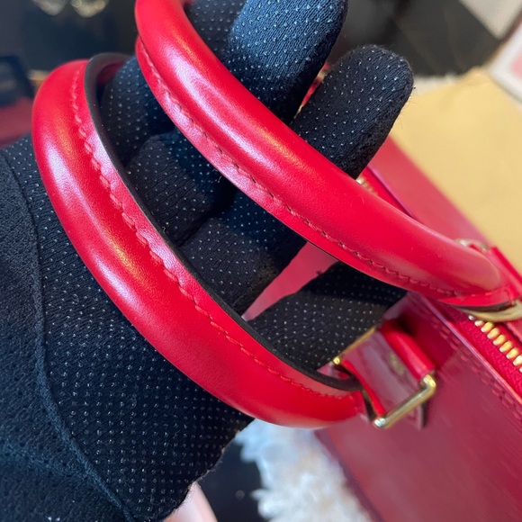 Authentic Alma Epi Red PM size pristine condition - Picture 4 of 16